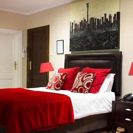 No66 Sandton Lodge โจฮันเนสเบิร์ก ภายนอก รูปภาพ