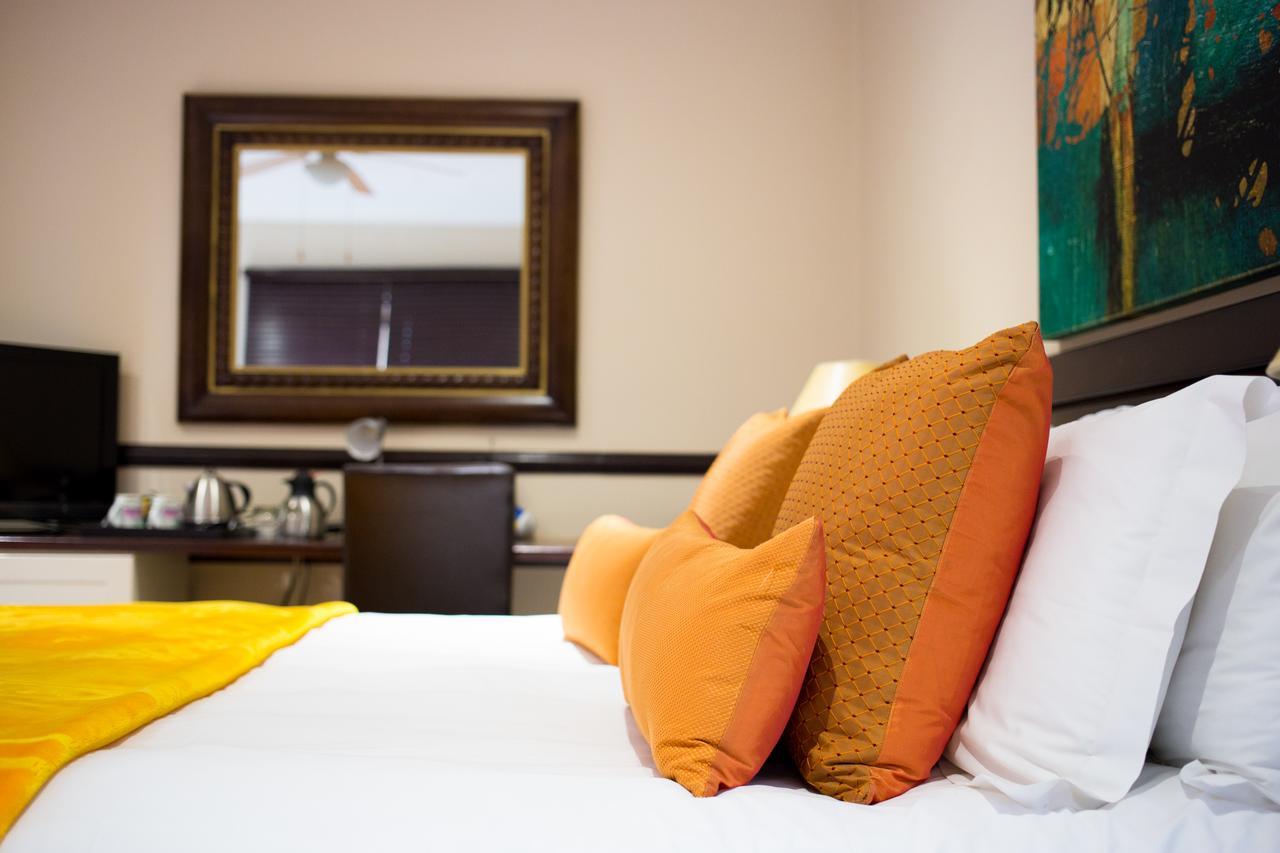 No66 Sandton Lodge โจฮันเนสเบิร์ก ภายนอก รูปภาพ