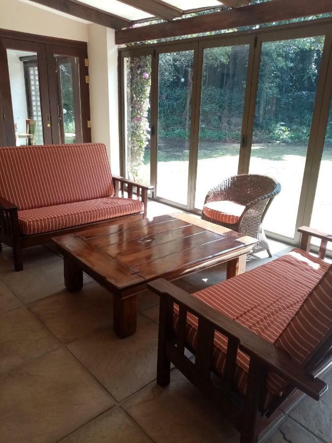 No66 Sandton Lodge โจฮันเนสเบิร์ก ภายนอก รูปภาพ
